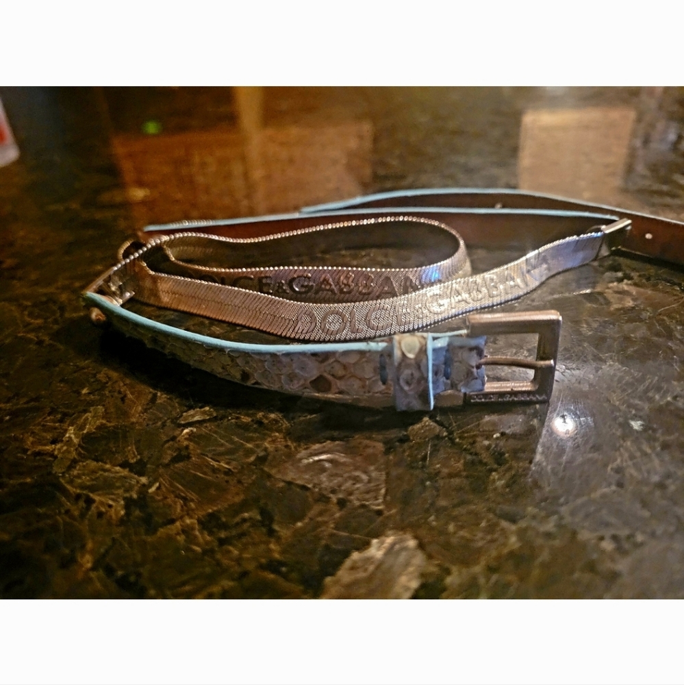 SALE💯Authentic Dolce & Gabbana Snakeskin And Metal Logo Skinny Belt